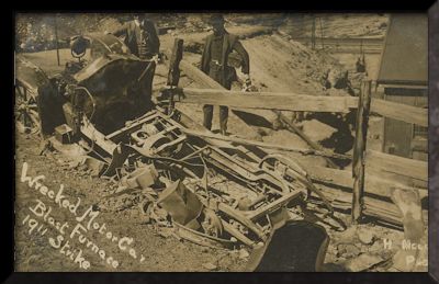 Wrecked Renault